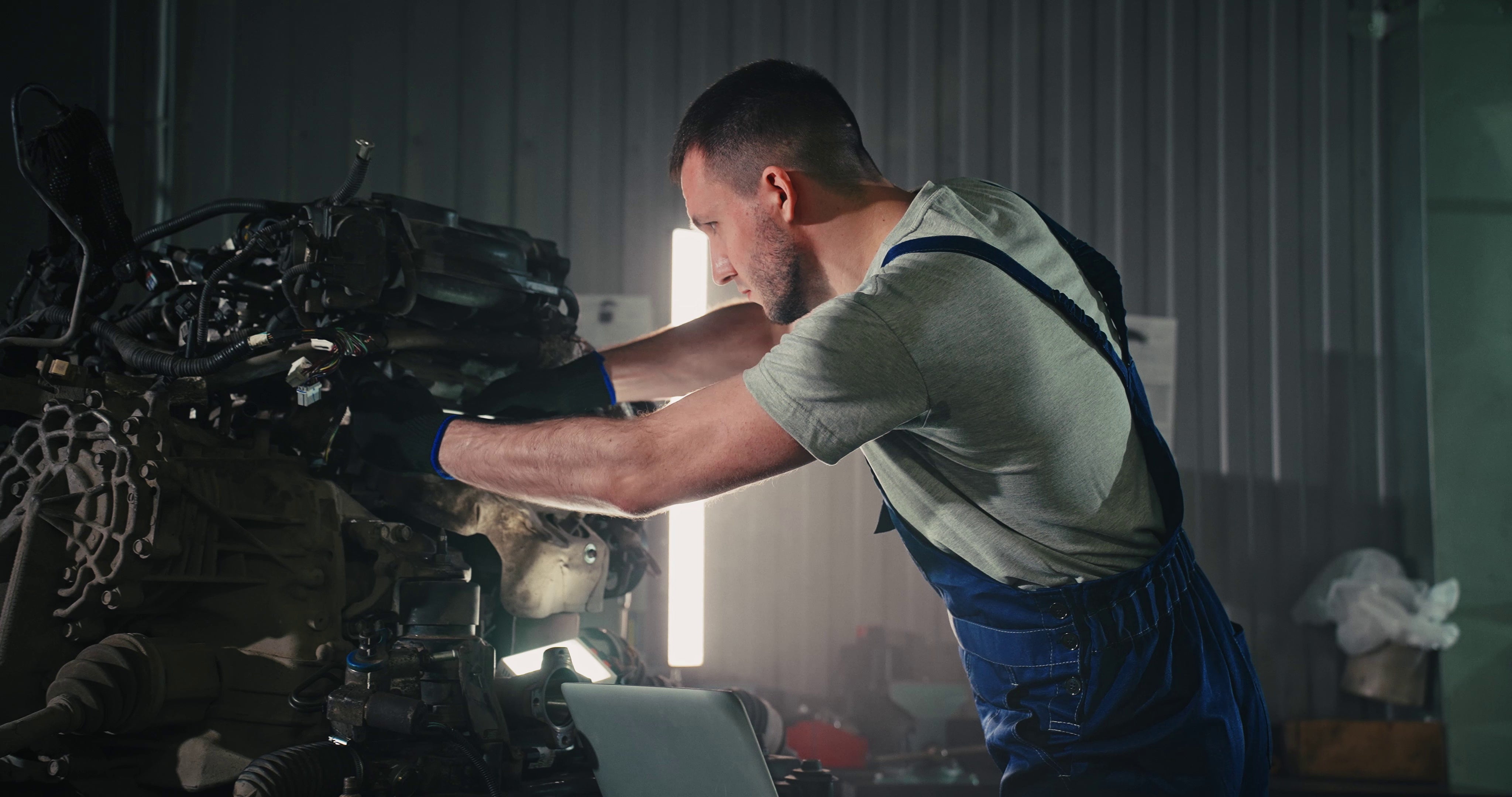 Coche con carbonilla